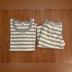 Hanna Andersson set Gray and White Striped Tee